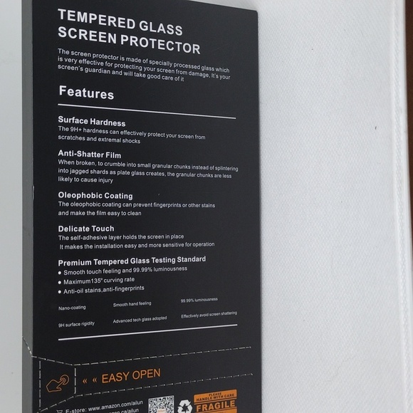 Ailun Gold and Black Screen Protector - Picture 4 of 4